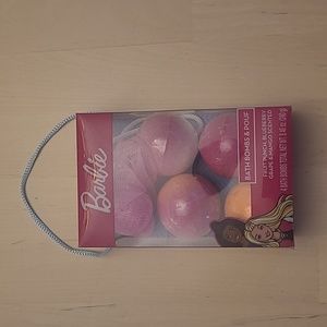 NIB Barbie Bath Bomb Gift Set(4) and Shower Pouf